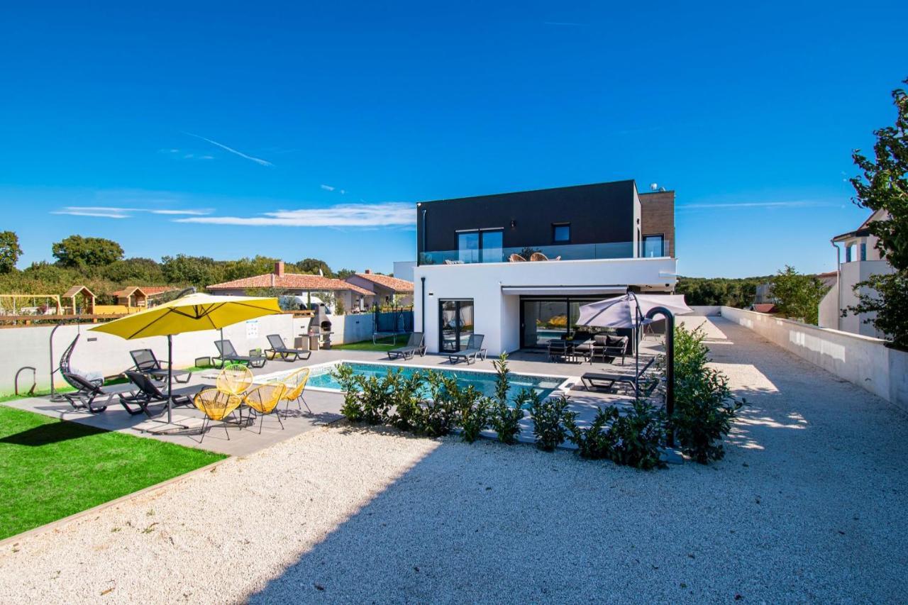 Villa Elite 1 & 2 With Two Pools *